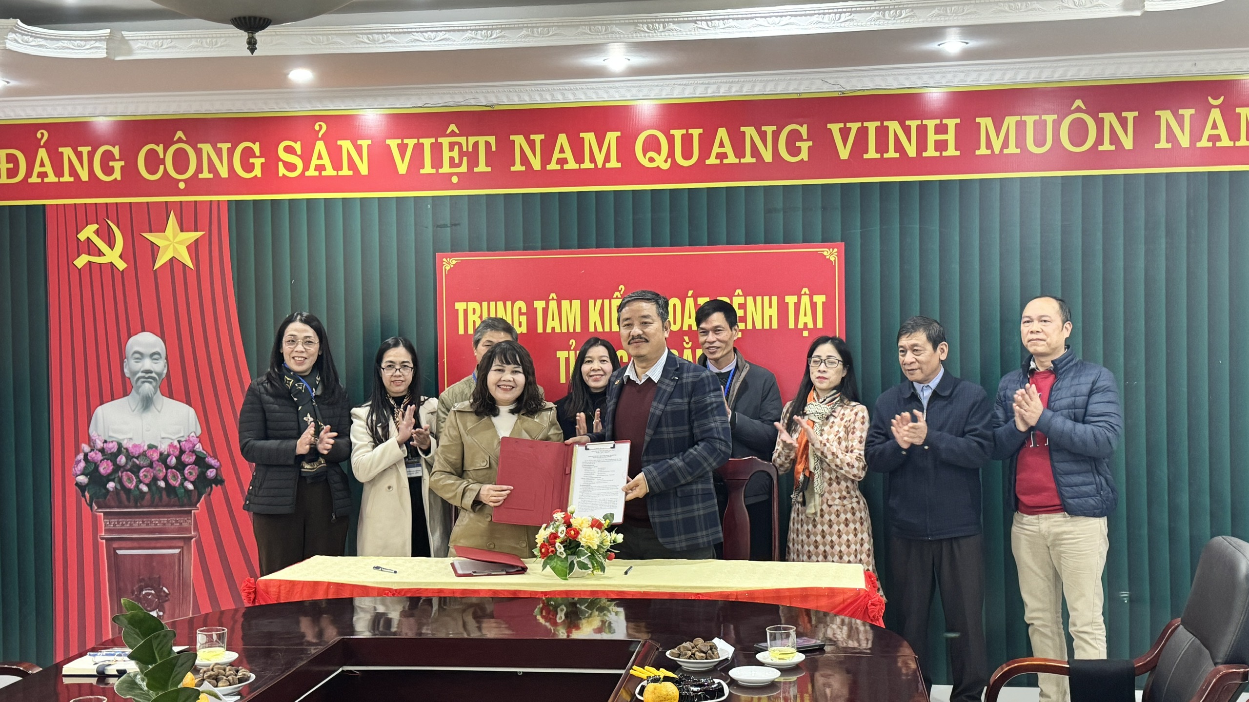 hop-tac-cong-tu-trong-y-te-du-phong-dong-luc-moi-cho-nang-cao-nang-luc-cham-soc-suc-khoe-cho-nhan-dan